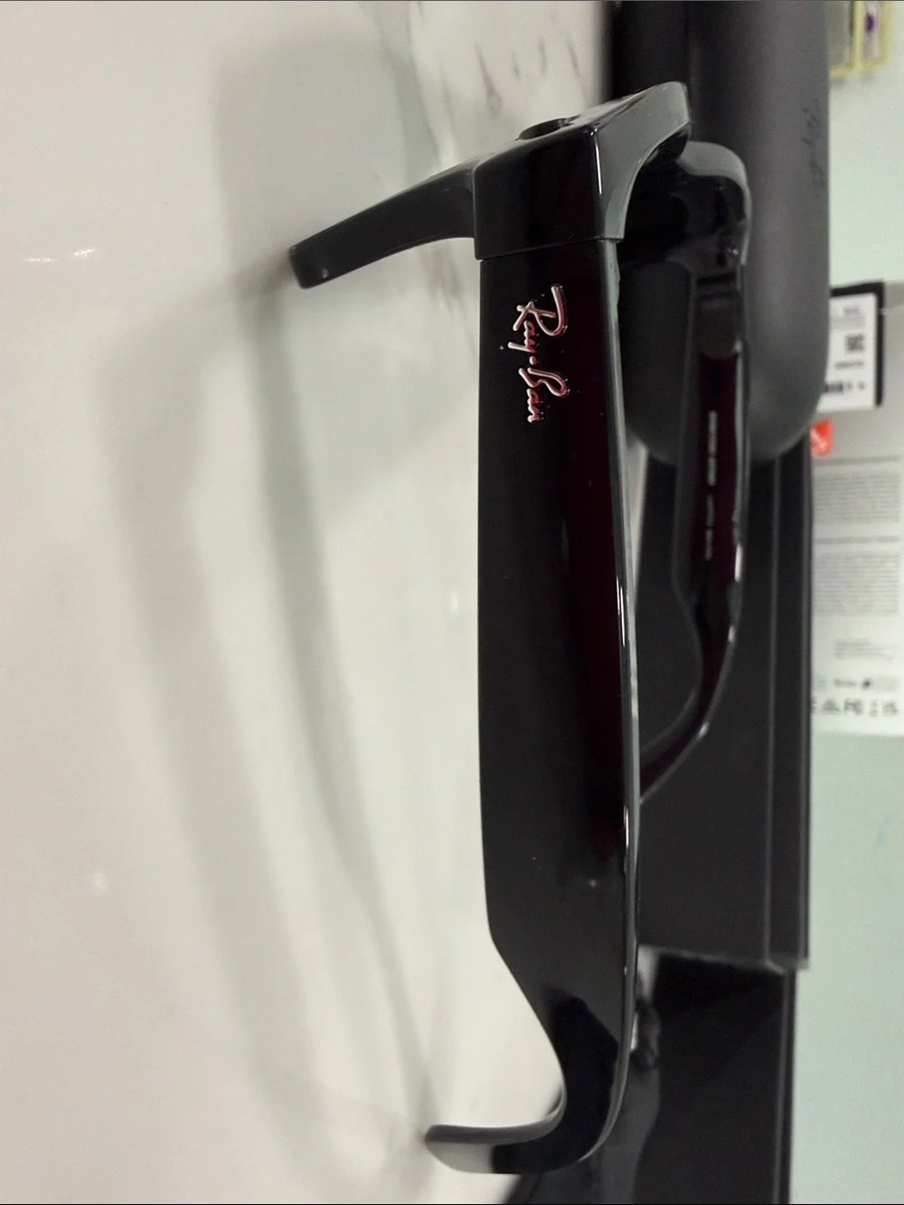 Ray-Ban Stories Wayfarer Smart Glasses RW4002 Black G-15 Green EUC